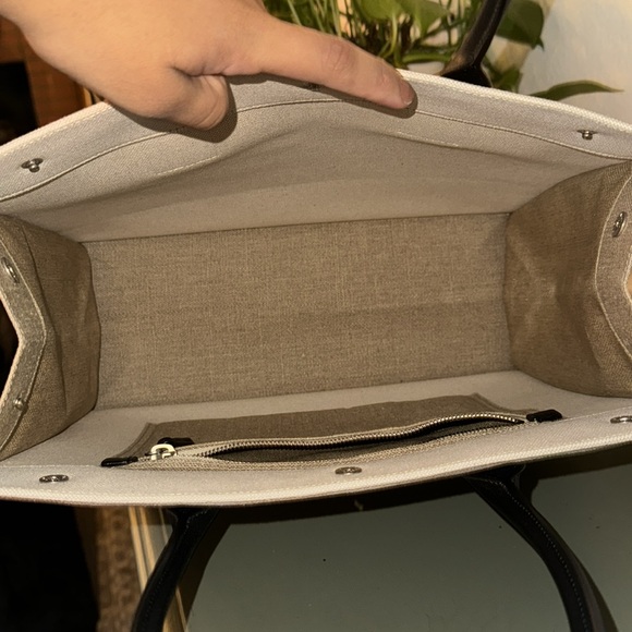 Saint Laurent Rive Gauche Black Tote Bag - Picture 10 of 16